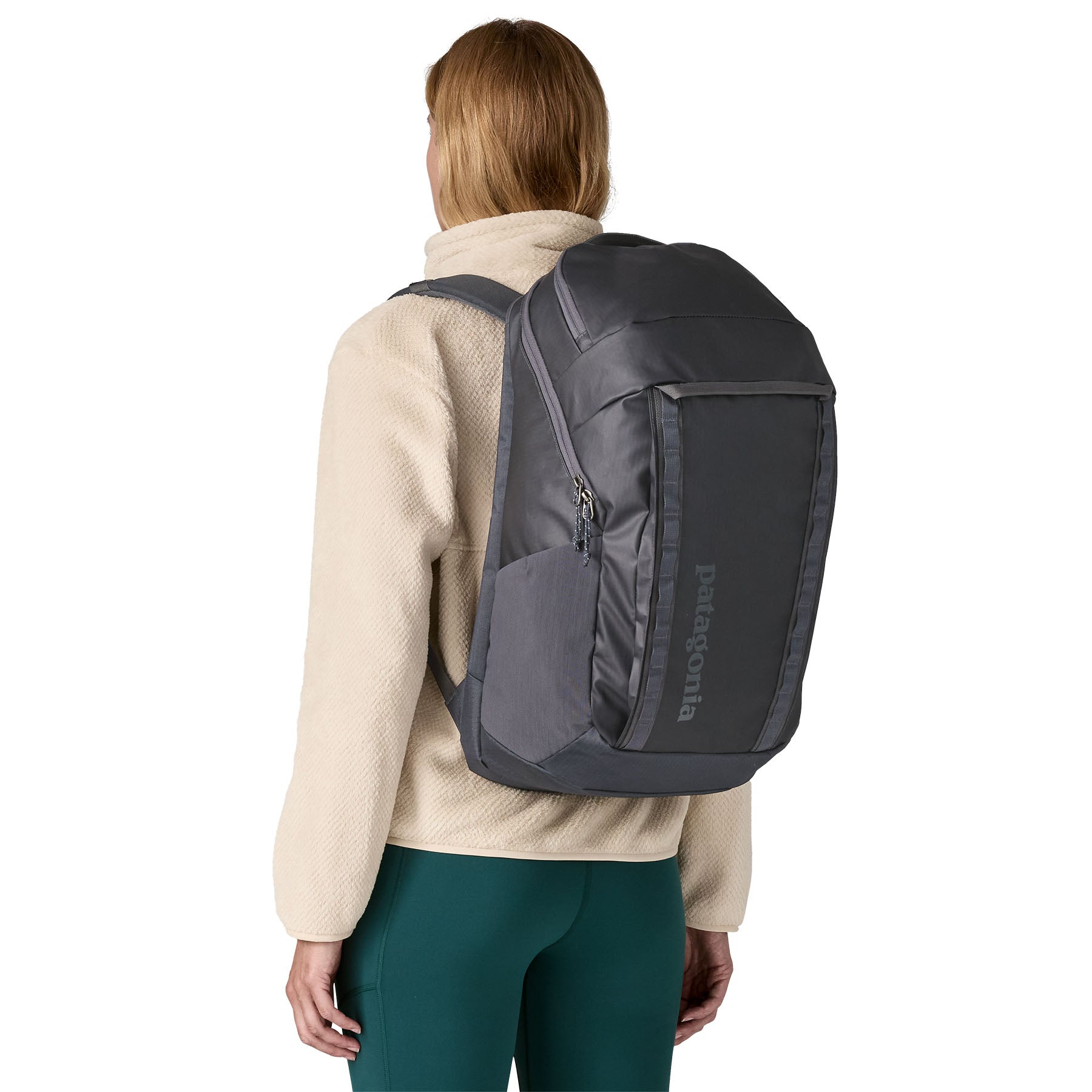 Alternative view of Black Hole Pack 32L
