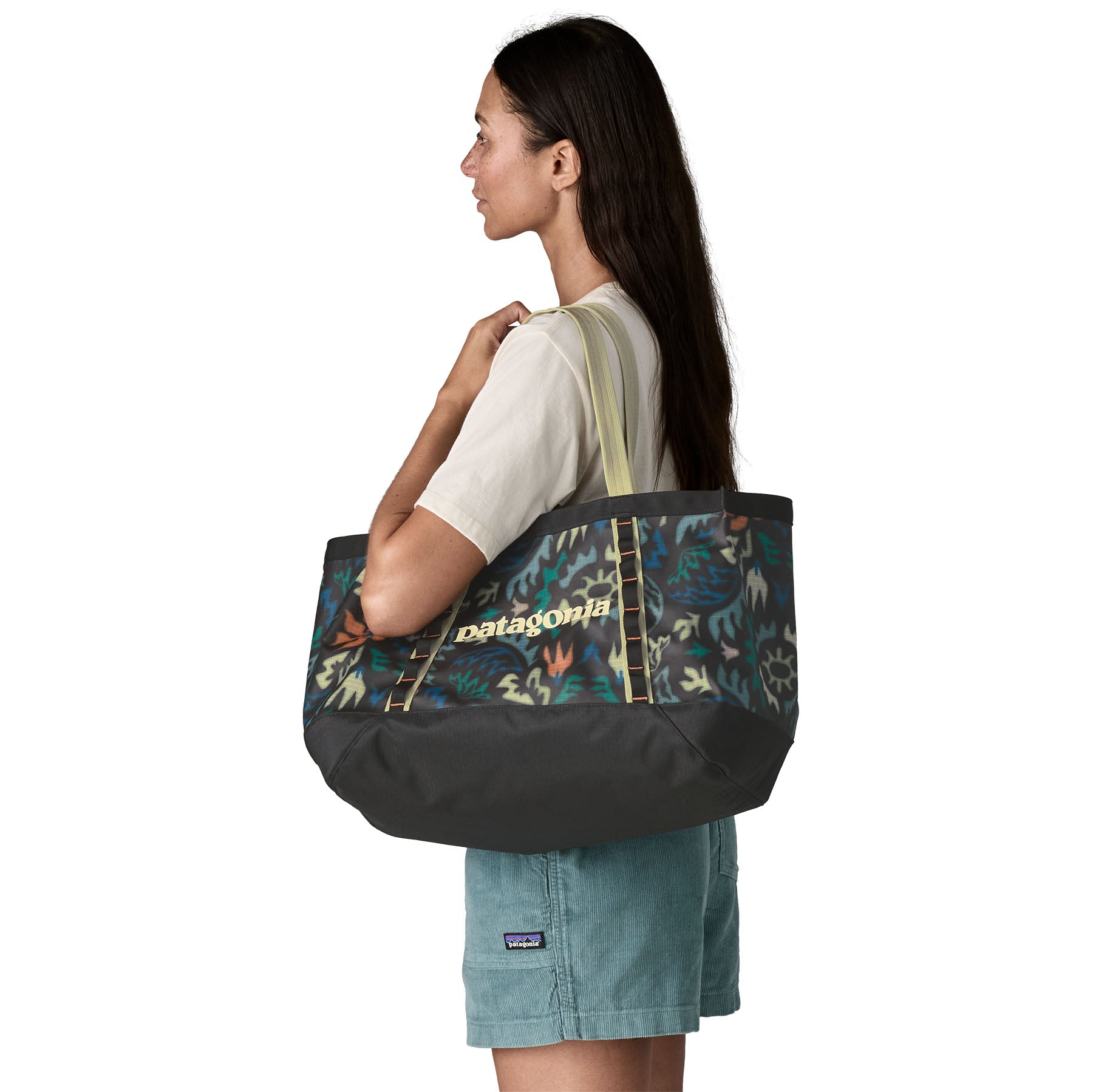 Alternative view of Black Hole Tote 25L